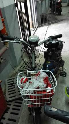 南通崇川區(qū)狼山版塊 二手電動車與日用百貨的淘換寶地